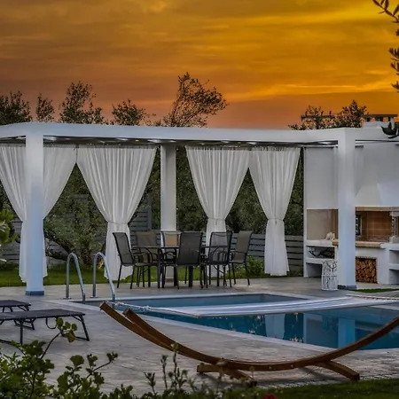 Johnny'S White Luxury Villa Tsilivi  Exterior photo