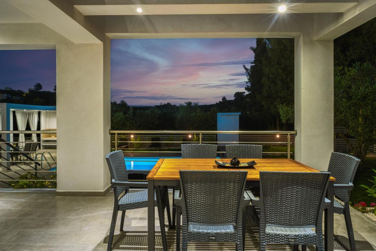 Johnny's White Luxury Villa