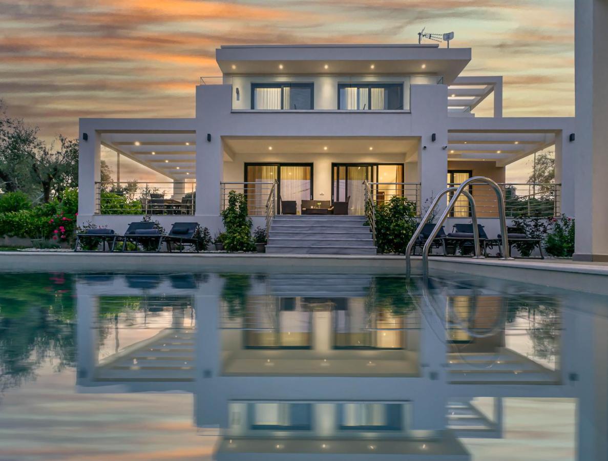 Johnny's White Luxury *