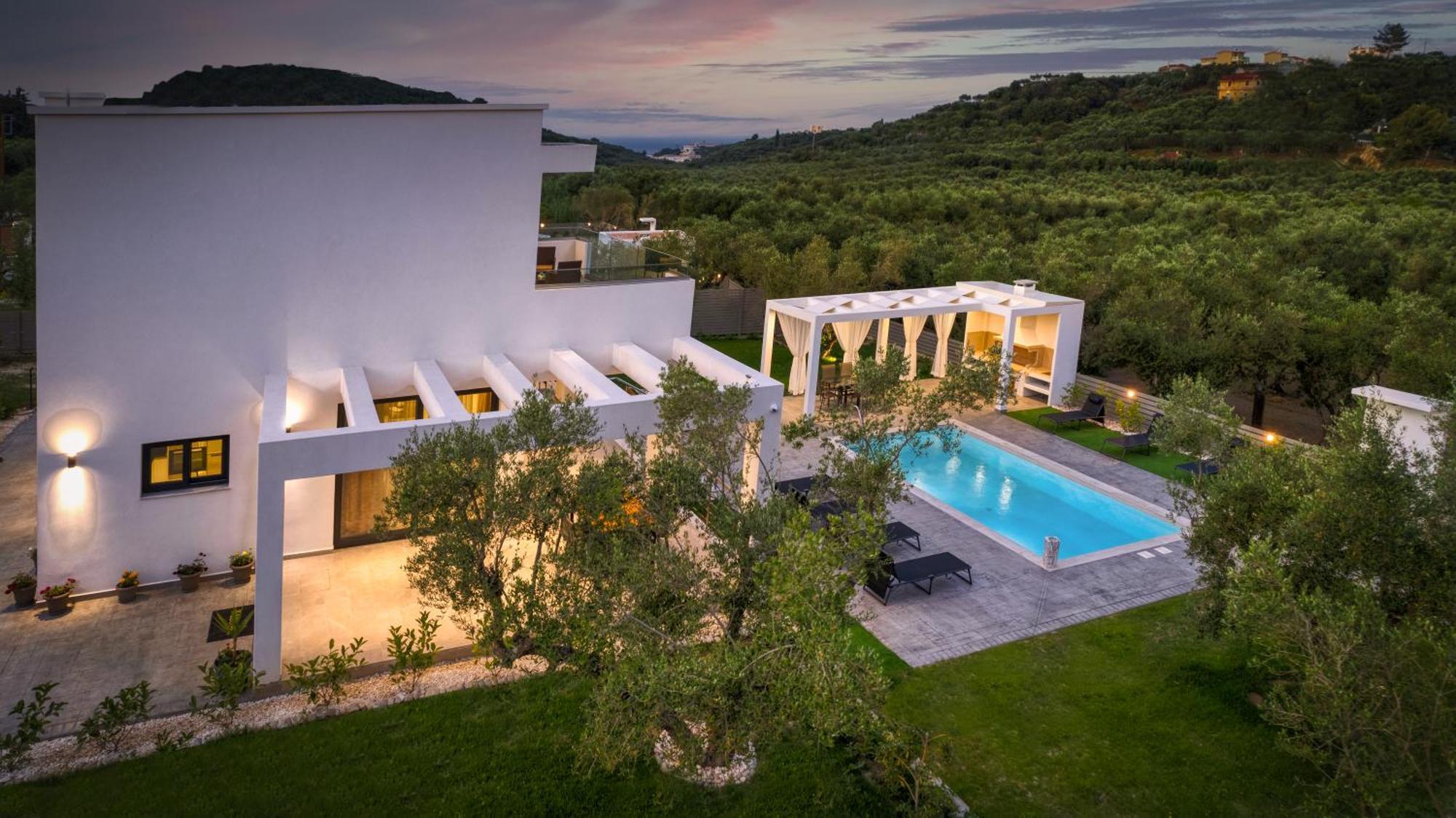 Johnny's White Luxury Villa